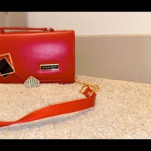 A party shoulder hanging bag